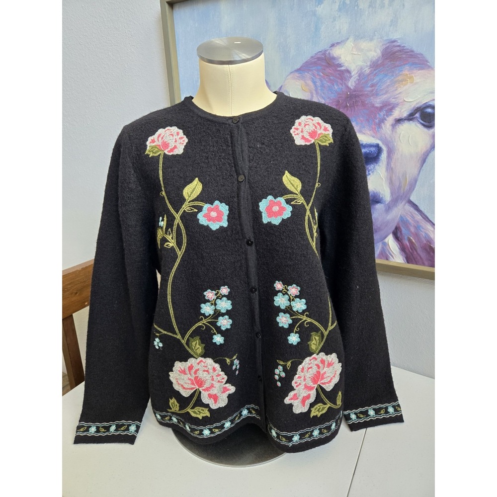 Casual Corner Annex VTG Petite‎ L Black Wool Floral Embroidered Cardigan Sweater